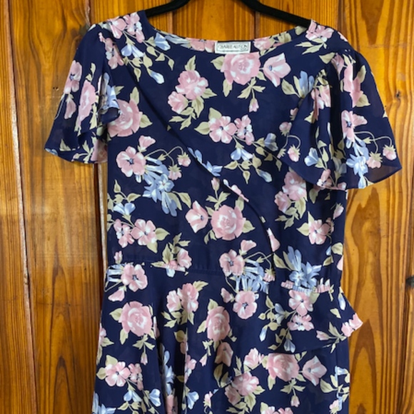 charlee allison Dresses & Skirts - Vintage floral dress